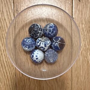 Cool blue beads - qty 7